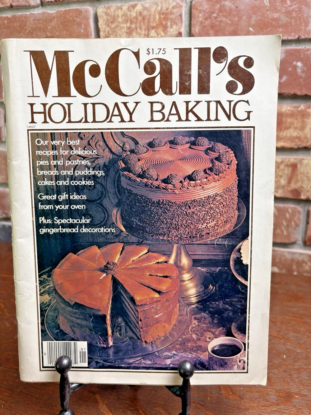 McCall's Holiday Baking 1979 Issue Vintage Cookbook Magazine Christmas Desserts